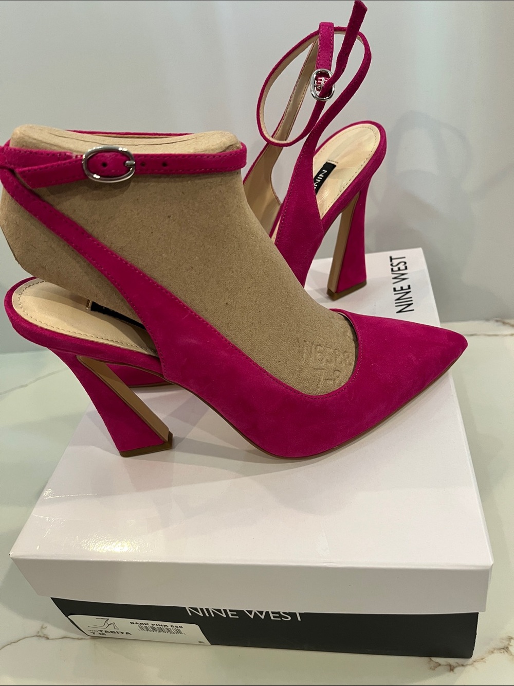 Nine West Dark Pink Suede Ankle Strap Pointed-Toe Slingback Heels New 7 M - Picture 3 of 14
